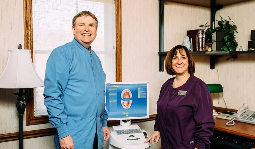 Davenport dentists Drs. James and Carolyn Larsen